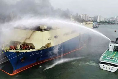 fire extinguishing solution for marine and port crane